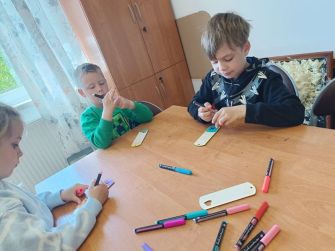 Wizyta przedszkolaków w Gminnej Bibliotece w Czarnej Dąbrówce